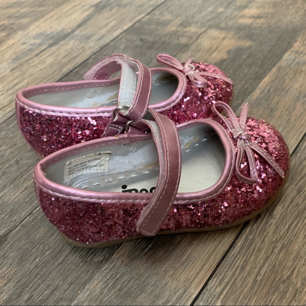 Circo Baby/Toddler Pink Shoes. EUC - Picture 4 of 5
